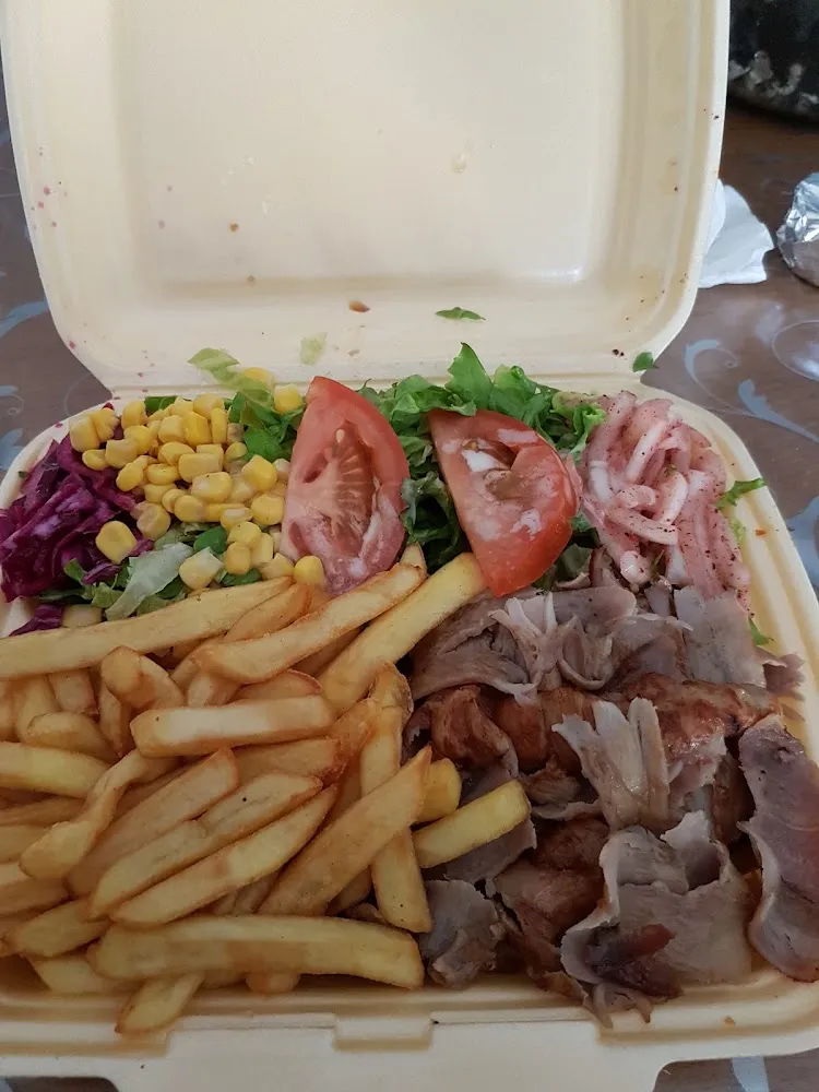 Barquette 1 2 Viande Kebab - 1 2 Frites Caprisun